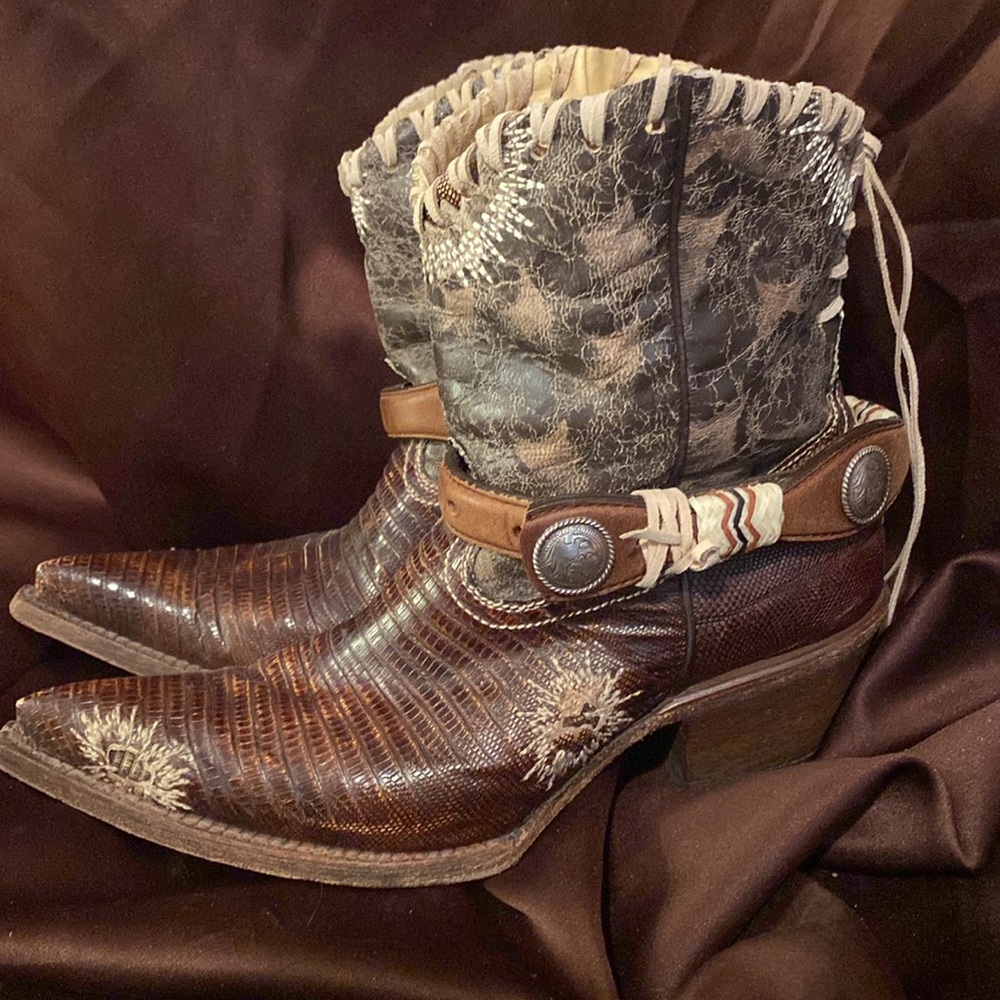 WOMENS BROWN LEATHER & GENUINE LIZARD SKIN CORRAL Upcycled COWBOY BOOTS SIZE 7 M